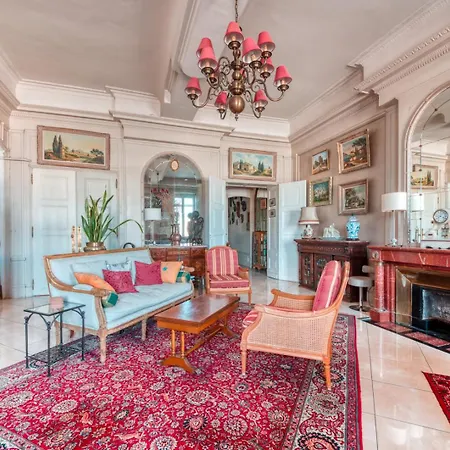 Appartement Guestready - Literary Retreat Amidst Antiques Lyon